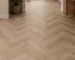 Suelo laminado en espiga, tono claro